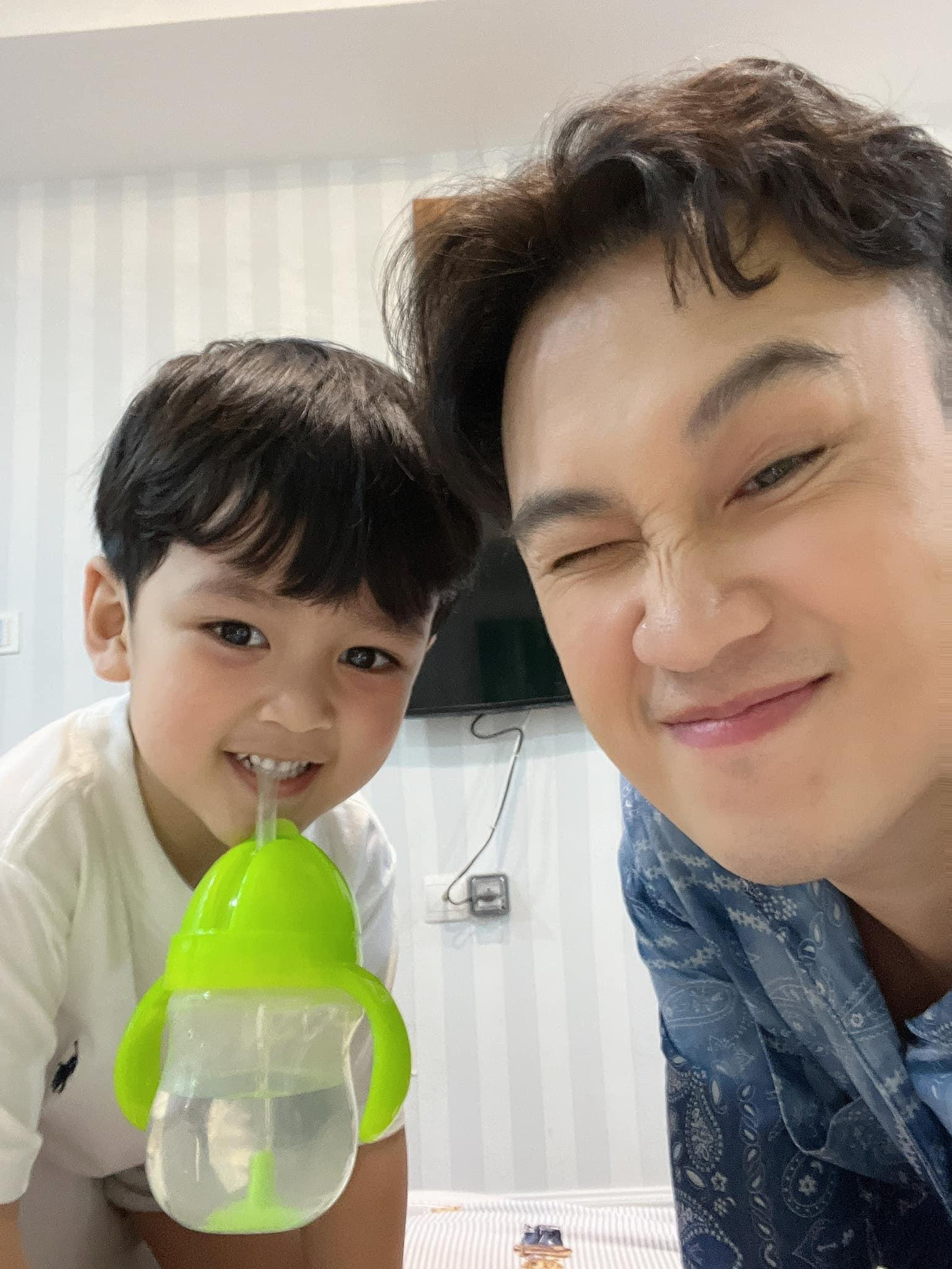 Dương Triệu Vũ là ba đỡ đầu của Polo