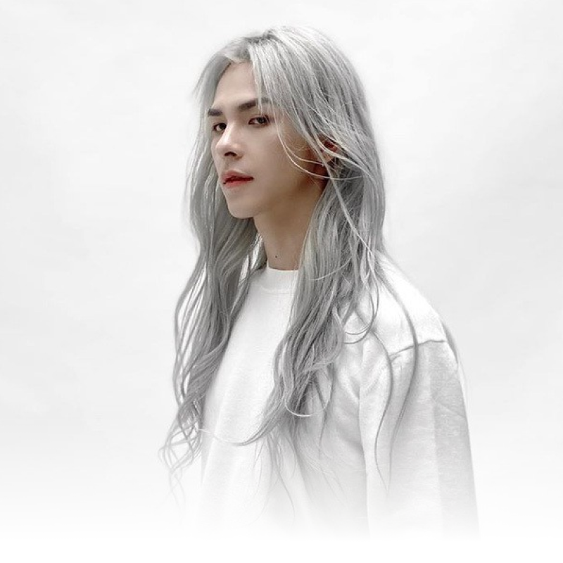 Fiám đốc sáng tạo - diễn viên Denis Đặng.