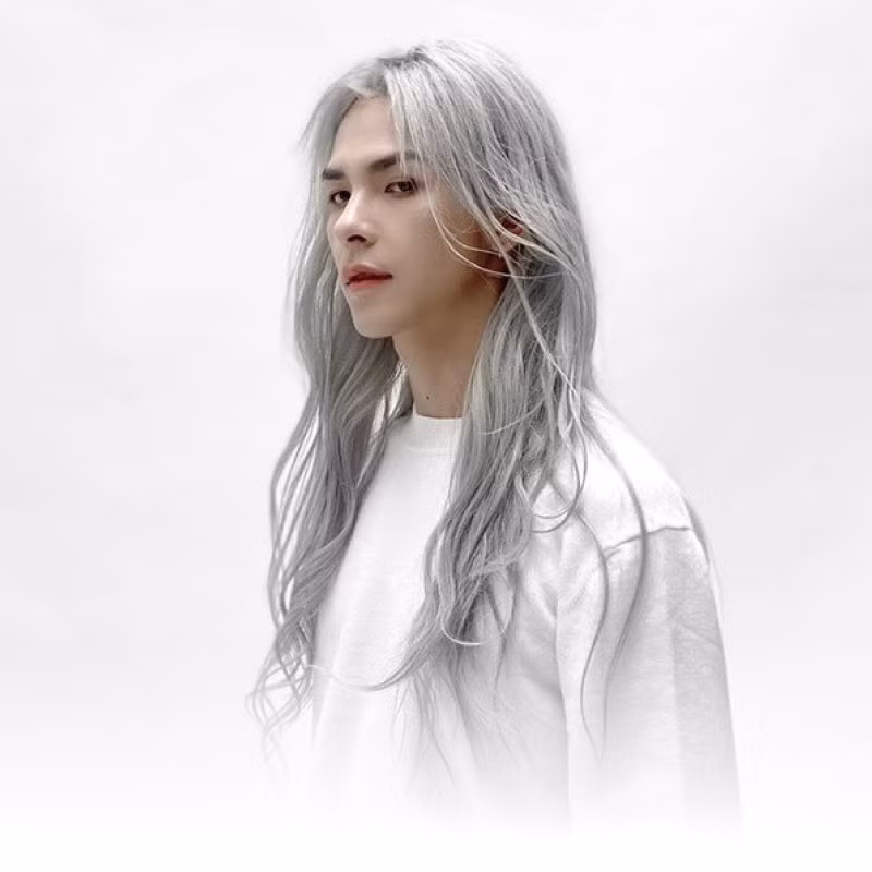 Fiám đốc sáng tạo - diễn viên Denis Đặng.