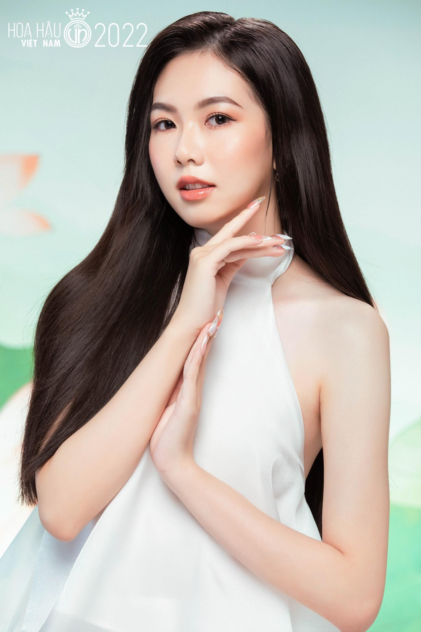 Người đẹp Nguyễn Hồng Thanh đến từ Cần Thơ. Người đẹp Nguyễn Hồng Thanh đến từ Cần Thơ.