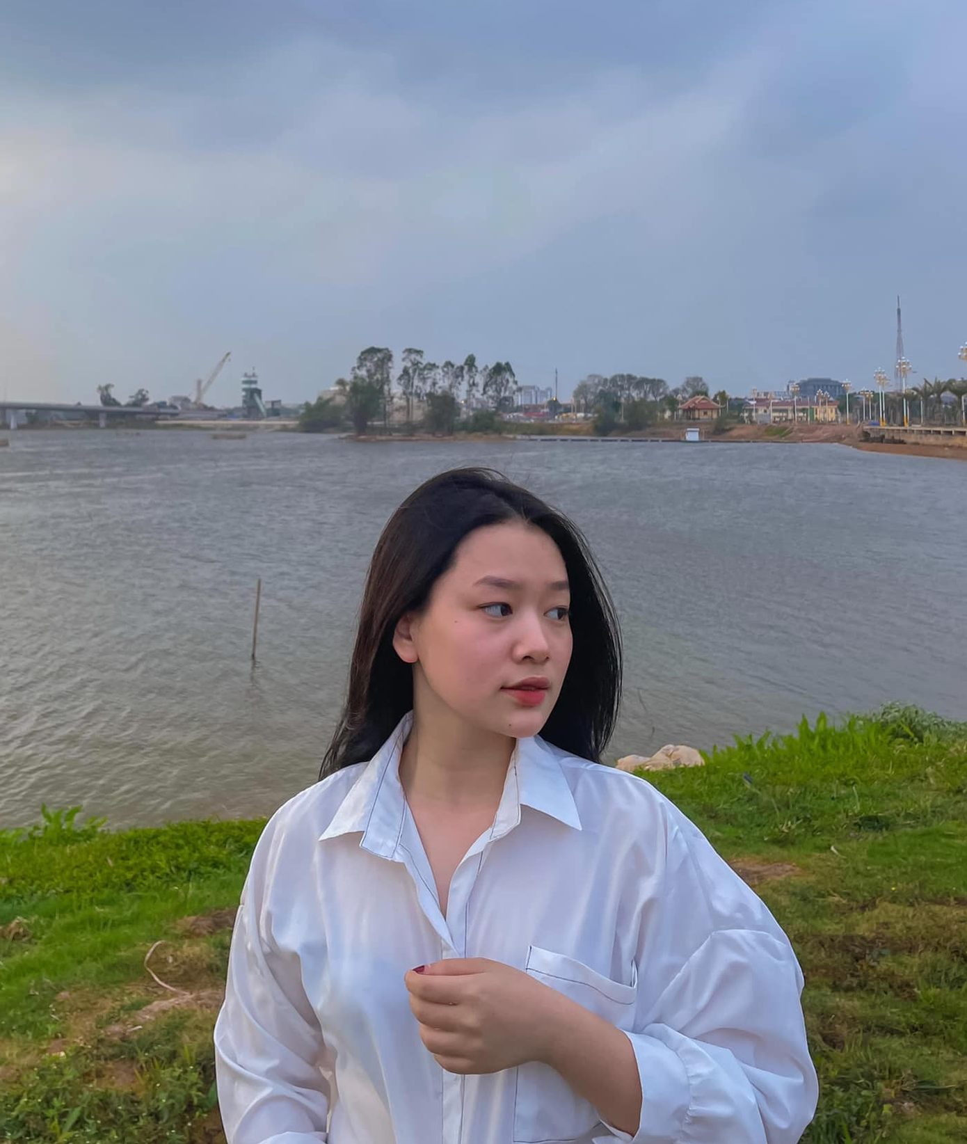 Chỉ cần tiết kiệm thôi, Khánh Linh đã có được số tiền bằng cả tháng đi làm thêm. Ảnh: NVCC Chỉ cần tiết kiệm thôi, Khánh Linh đã có được số tiền bằng cả tháng đi làm thêm. Ảnh: NVCC