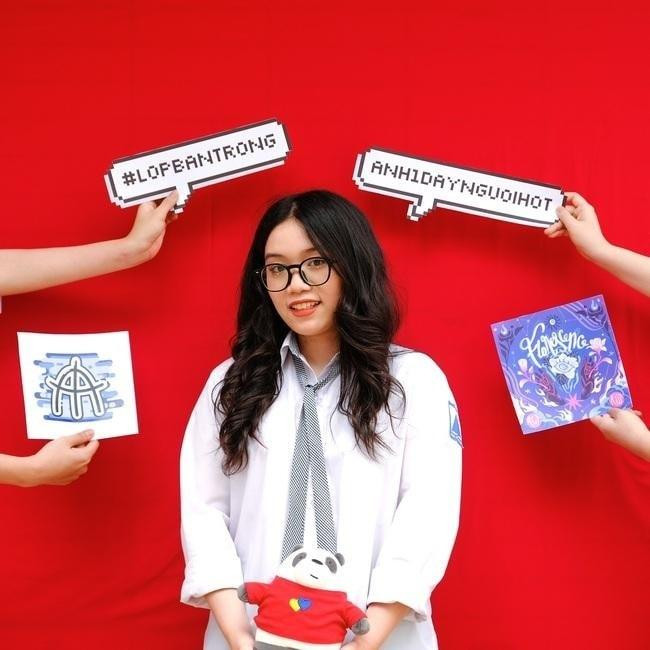 Anh Thư chinh phục học bổng của nhiều quốc gia, trường ĐH trong nước. Ảnh: FBNV Anh Thư chinh phục học bổng của nhiều quốc gia, trường ĐH trong nước. Ảnh: FBNV