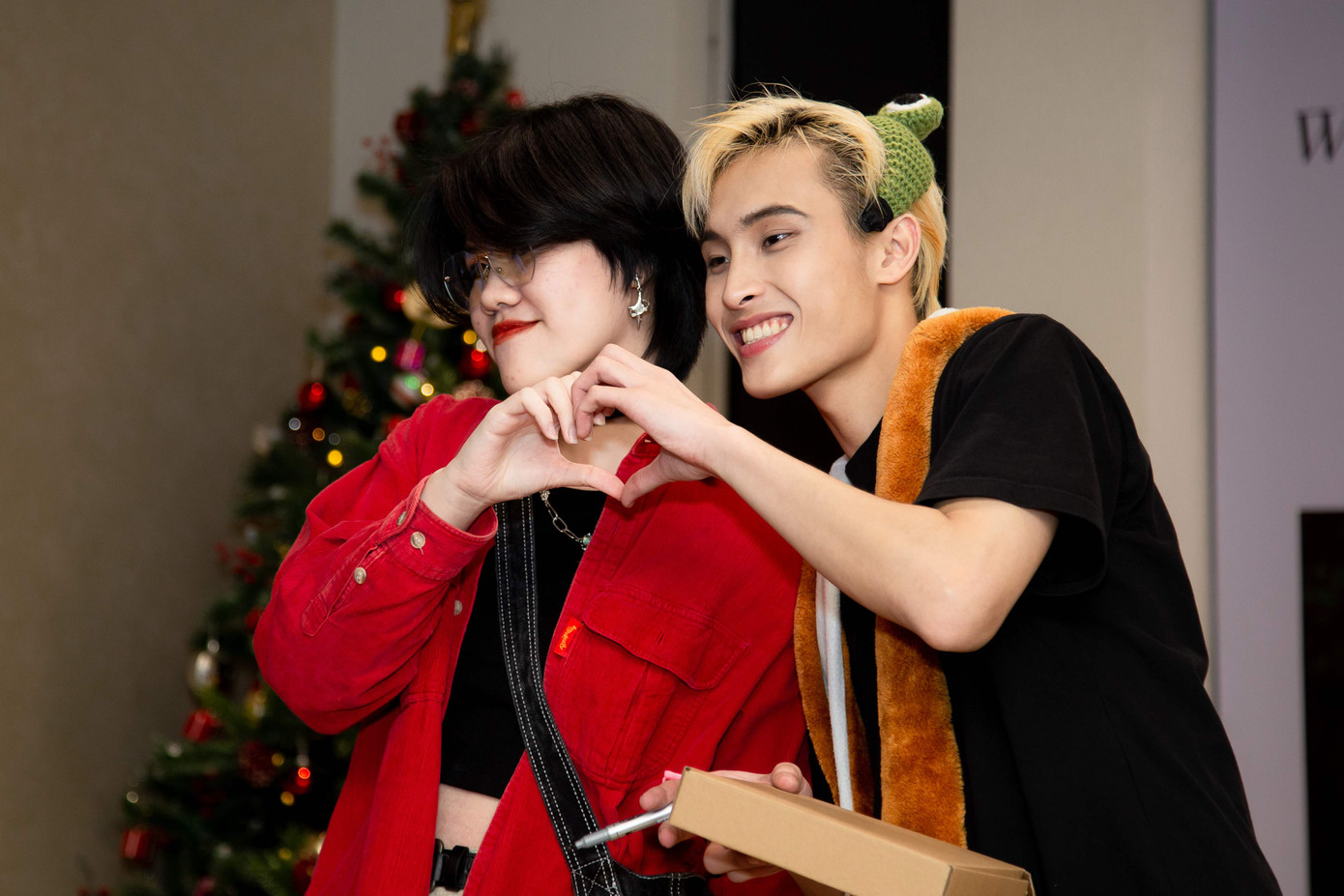 Buổi fan meeting của Wren Evans thu hút sự quan tâm của đông đảo người hâm mộ. Buổi fan meeting của Wren Evans thu hút sự quan tâm của đông đảo người hâm mộ.