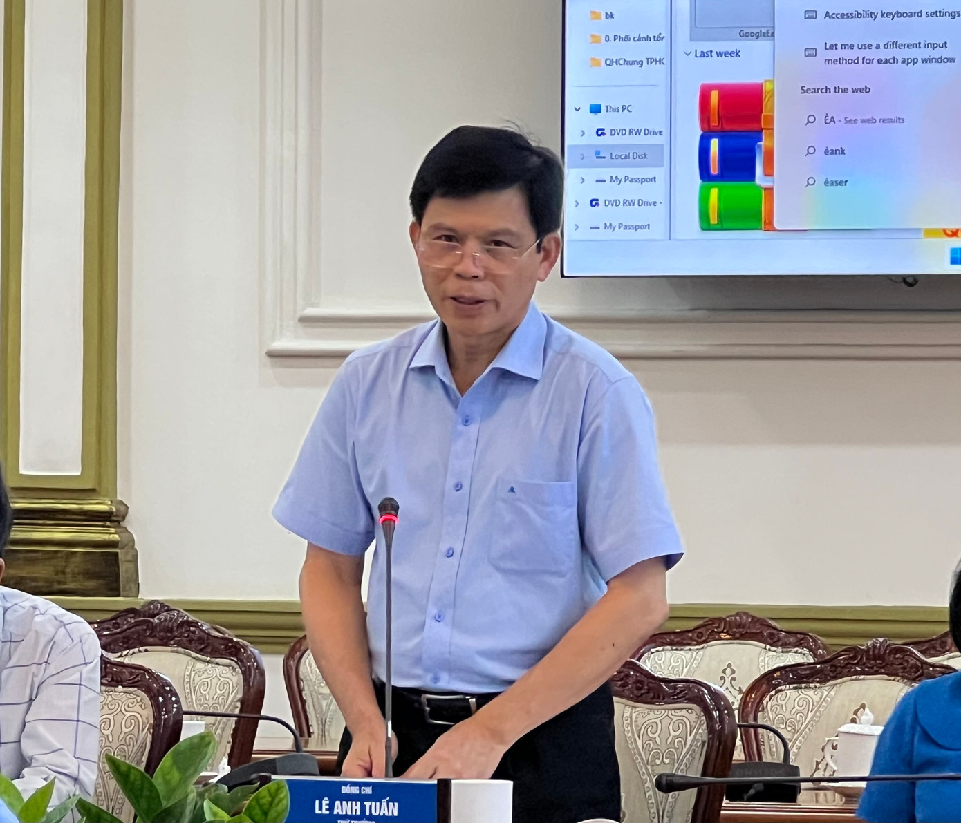 Thứ trưởng Bộ GTVT Lê Anh Tuấn phát biểu tại cuộc họp. Thứ trưởng Bộ GTVT Lê Anh Tuấn phát biểu tại cuộc họp.