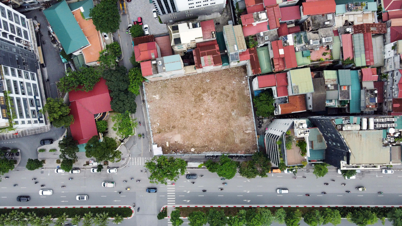 Khu "đất vàng" tại số 22 phố Liễu Giai để thực hiện dự án cải tạo, xây dựng lại khu tập thể Viện Tư liệu phim Việt Nam - The Boulevard nhìn từ trên cao.