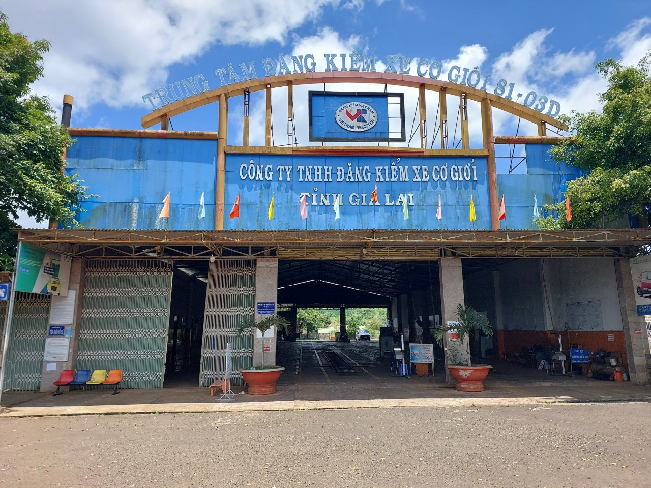 Trụ sở Trung tâm đăng kiểm xe cơ giới 81-03D