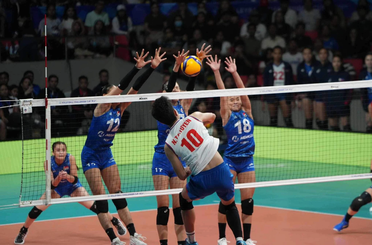 Bích Tuyền toả sáng trong chiến thắng 3-0 của đội tuyển bóng chuyền nữ Việt Nam trước Philippines (ảnh Su Su) Bích Tuyền toả sáng trong chiến thắng 3-0 của đội tuyển bóng chuyền nữ Việt Nam trước Philippines (ảnh Su Su)