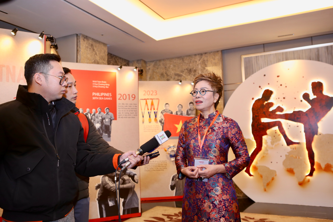 "Bông hồng thép" Nguyễn Thị Nhung trở lại với vai trò mới ở Liên đoàn kick-boxing Việt Nam (ảnh Sâm Sâm) "Bông hồng thép" Nguyễn Thị Nhung trở lại với vai trò mới ở Liên đoàn kick-boxing Việt Nam (ảnh Sâm Sâm)