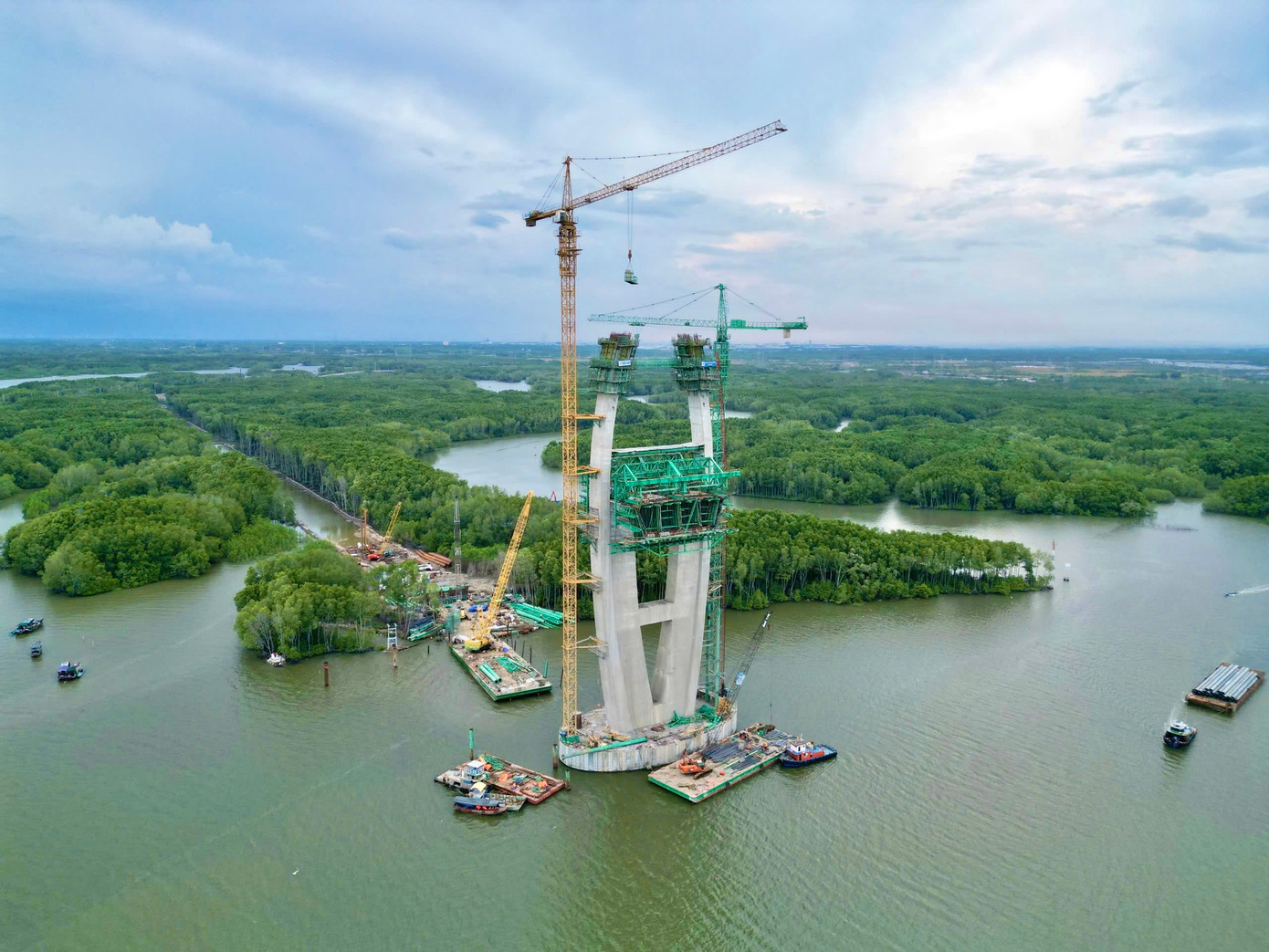 Khi hoàn thành cầu sẽ kết nối khu vực cảng Cái Mép - Thị Vải với cao tốc Bến Lức - Long Thành và cao tốc TP.HCM - Long Thành - Dầu Giây (rút ngắn gần 30km quãng đường vận chuyển hàng hóa đi miền Tây Nam Bộ). Đồng thời, cầu Phước An còn giúp giảm tải cho quốc lộ 51 đã quá tải nhiều năm, kết nối toàn bộ nhóm cảng biển số 4, là nhóm cảng biển lớn nhất Việt Nam, với khu vực miền Đông Nam Bộ. Cầu tạo ra một hệ thống giao thông đồng bộ, giúp vận chuyển hàng hóa trong khu vực nhanh và thuận lợi hơn.