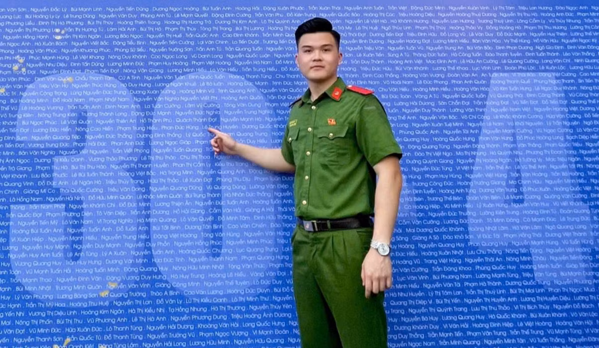Thành Đạt là một trong những thành viên của đội nghệ thuật Học viện CSND dự Đại lễ 30/4. Ảnh: NVCC
