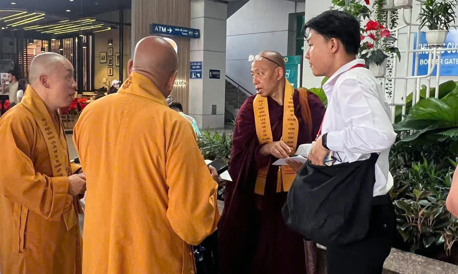 Tham gia hỗ trợ phục vụ tại Đại lễ Vesak 2025 có gần 600 thanh niên tình nguyện. Ảnh: Lê Ngọc Ánh