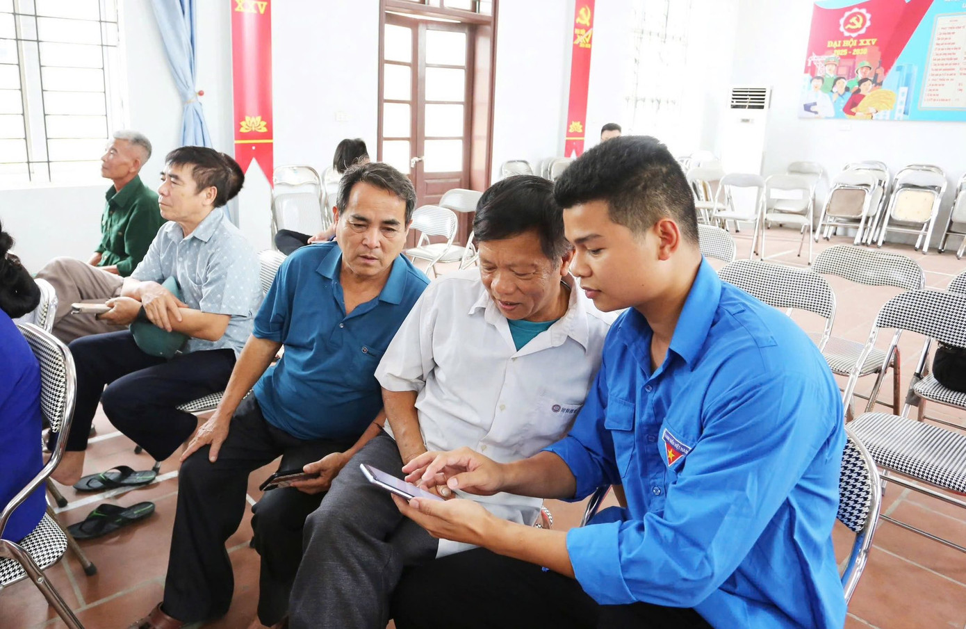 Nhiều hoạt động tư vấn, hỗ trợ trang bị kỹ năng số sẽ được triển khai trong Chiến dịch TNTN Hè 2025. Nhiều hoạt động tư vấn, hỗ trợ trang bị kỹ năng số sẽ được triển khai trong Chiến dịch TNTN Hè 2025.