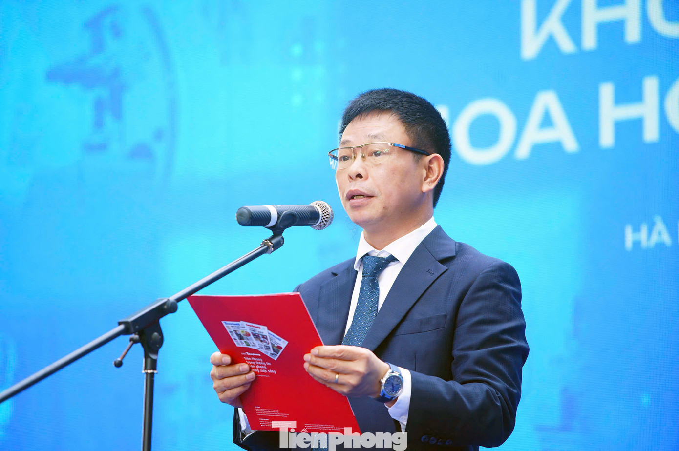 Ngày hội là cơ hội để các bạn học sinh có thêm thông tin, nguồn cảm hứng đối với ngành khoa học và công nghệ. Ảnh: Duy Phạm Ngày hội là cơ hội để các bạn học sinh có thêm thông tin, nguồn cảm hứng đối với ngành khoa học và công nghệ. Ảnh: Duy Phạm