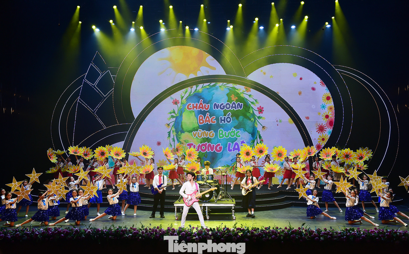 Bằng những việc làm cụ thể và ý nghĩa, các em thiếu nhi hôm nay đang viết nên những trang đẹp đẽ trong câu chuyện tuổi thơ hôm nay - xứng đáng là những Cháu ngoan Bác Hồ, chủ nhân tương lai của Đất nước.