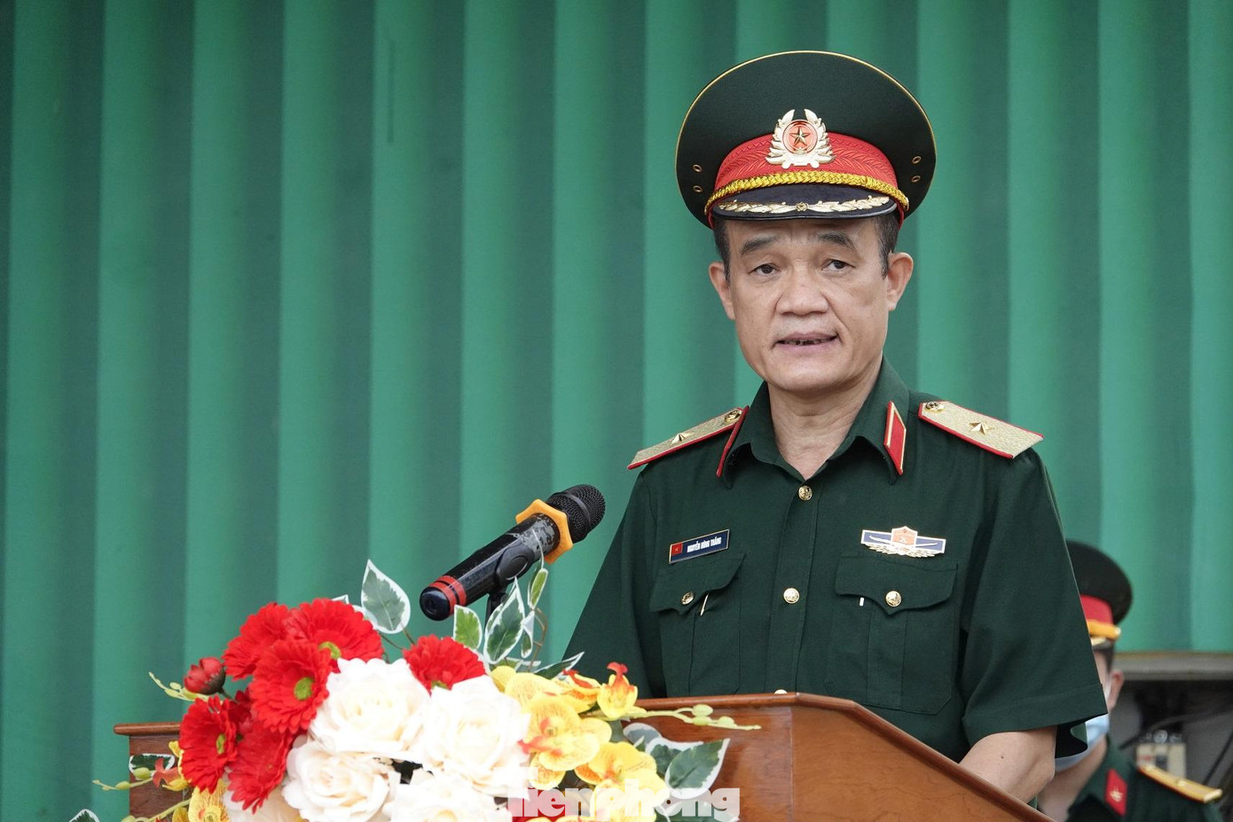 Thiếu tướng Nguyễn Hùng Thắng phát biểu giao nhiệm vụ cho bệnh viện Thiếu tướng Nguyễn Hùng Thắng phát biểu giao nhiệm vụ cho bệnh viện