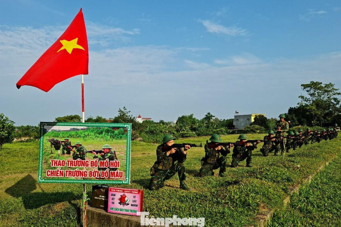 Sau hơn một tháng huấn luyện, các tân binh đang dần trưởng thành