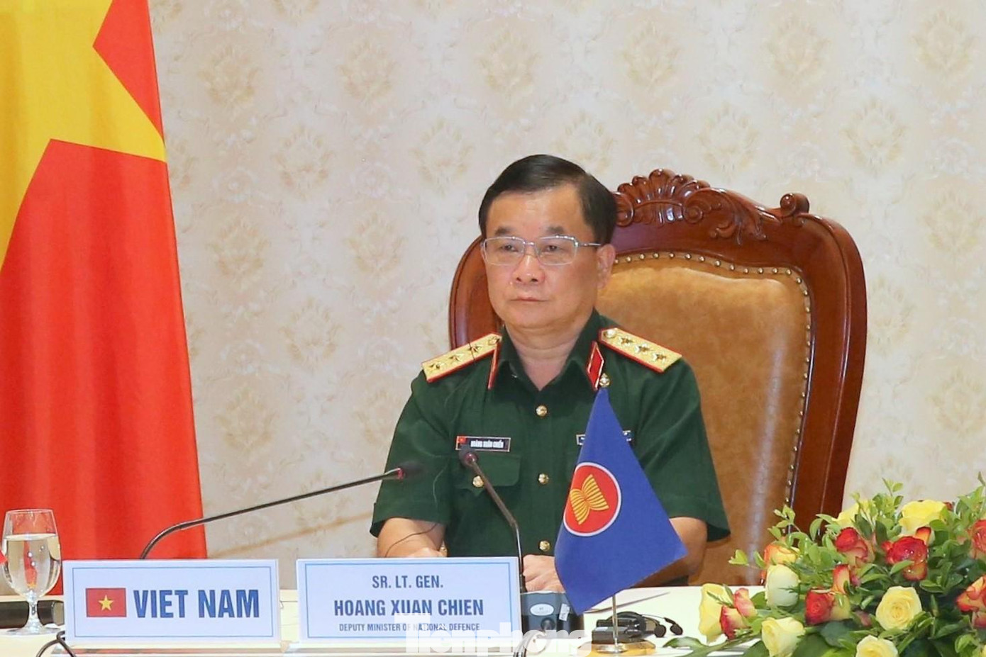 Thượng tướng Hoàng Xuân Chiến dự hội nghị tại điểm cầu Việt Nam, chiều 8/9 Thượng tướng Hoàng Xuân Chiến dự hội nghị tại điểm cầu Việt Nam, chiều 8/9