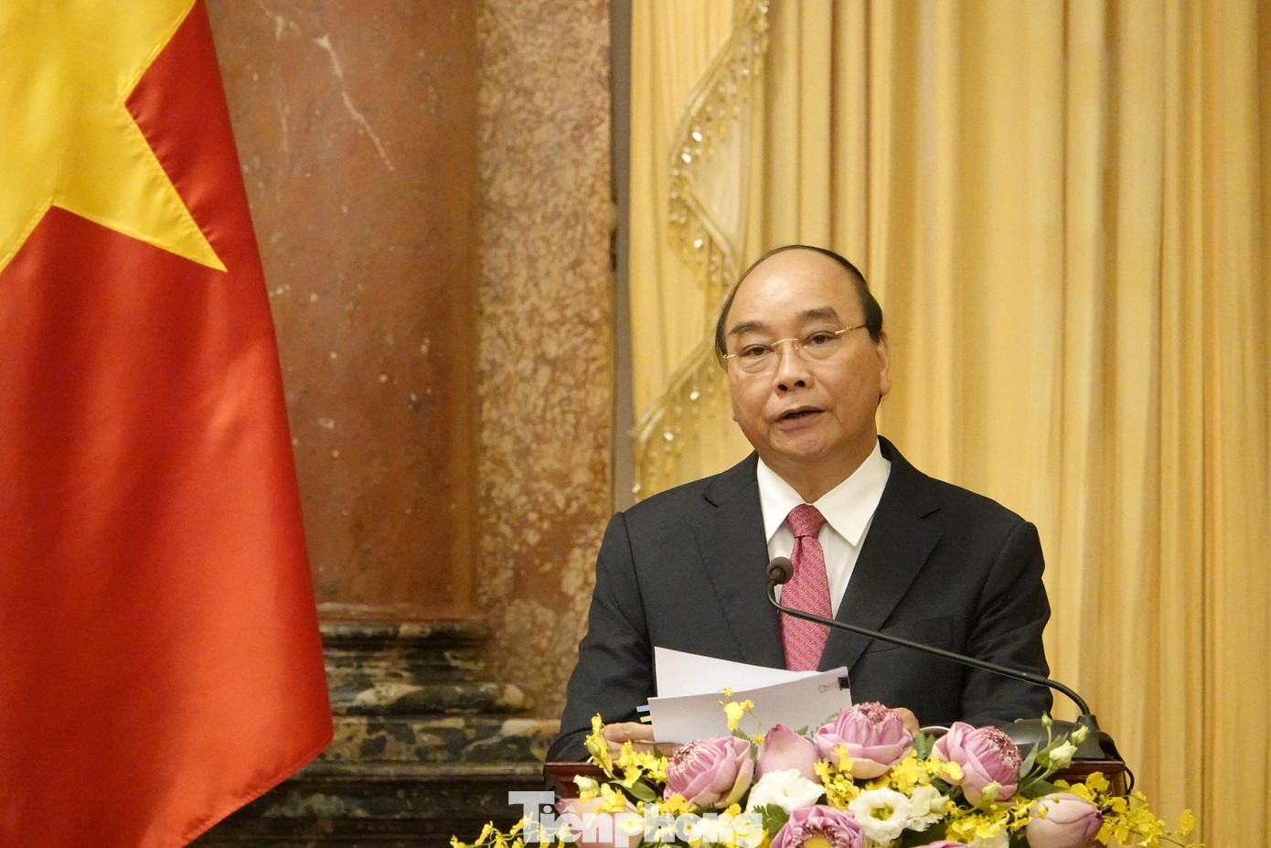 Chủ tịch nước Nguyễn Xuân Phúc phát biểu tại buổi lễ Chủ tịch nước Nguyễn Xuân Phúc phát biểu tại buổi lễ