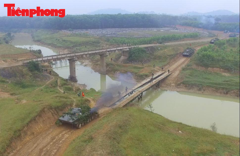 Ngay sau khi diễn tập Chỉ huy - Cơ quan của Sư đoàn 324 kết thúc, Ban chỉ đạo diễn tập của Quân khu đã tổ chức nhận xét để làm cơ sở cho cơ quan, đơn vị tiếp tục bổ sung, rút kinh nghiệm cho các lần diễn tập tiếp theo đạt kết quả tốt. Ngay sau khi diễn tập Chỉ huy - Cơ quan của Sư đoàn 324 kết thúc, Ban chỉ đạo diễn tập của Quân khu đã tổ chức nhận xét để làm cơ sở cho cơ quan, đơn vị tiếp tục bổ sung, rút kinh nghiệm cho các lần diễn tập tiếp theo đạt kết quả tốt.