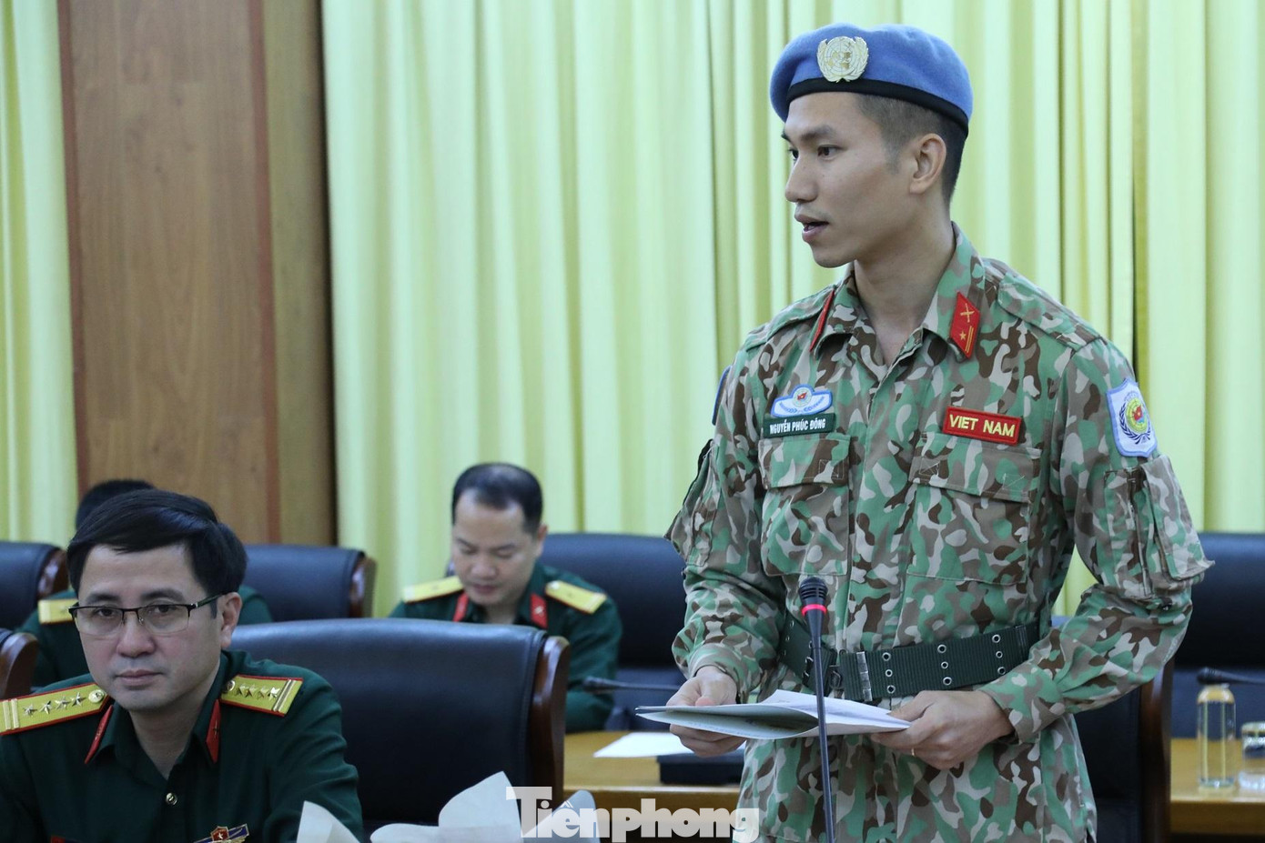 Thiếu tá Nguyễn Phúc Đông phát biểu tại lễ trao quyết định