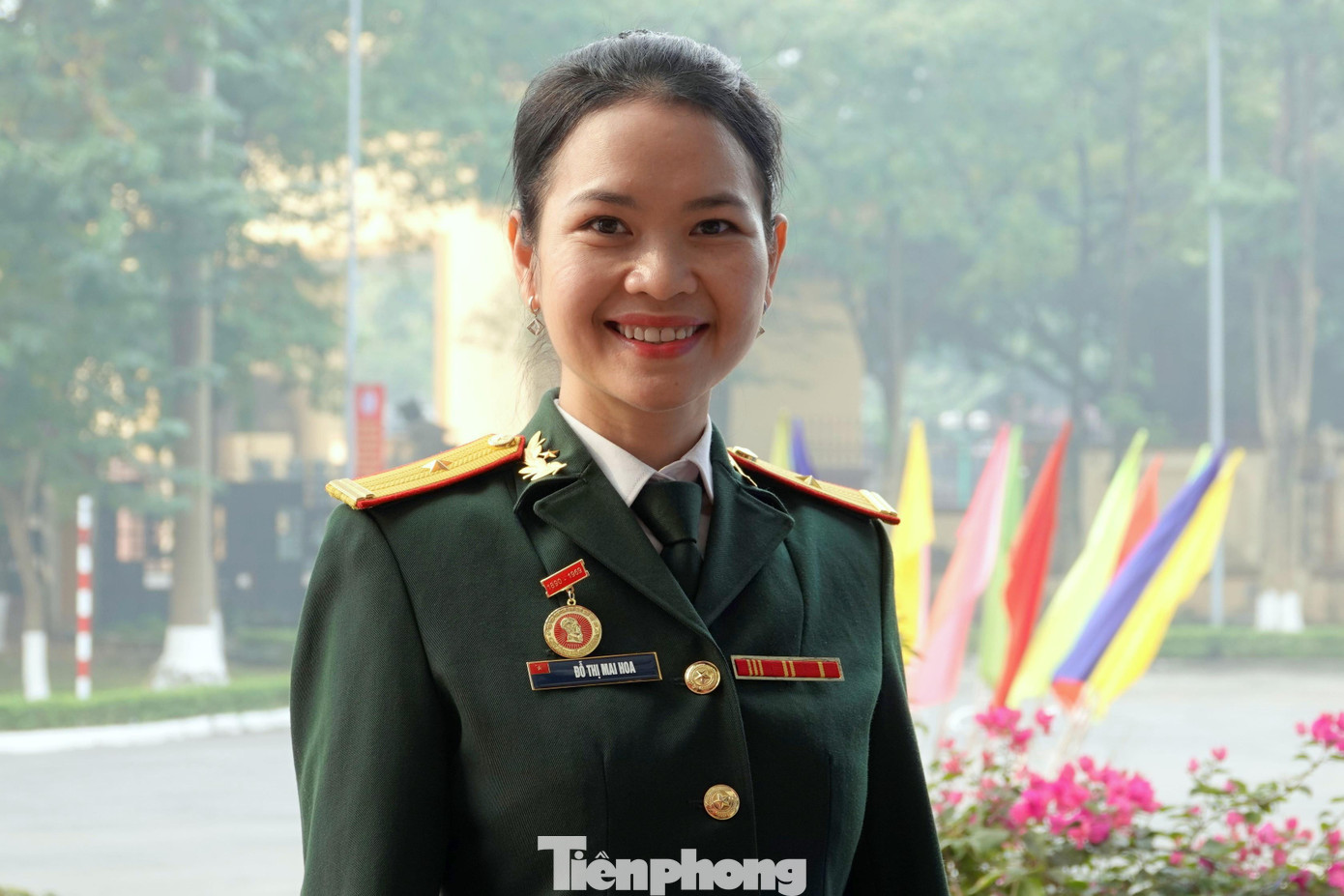 Thiếu tá Đỗ Thị Mai Hoa Thiếu tá Đỗ Thị Mai Hoa