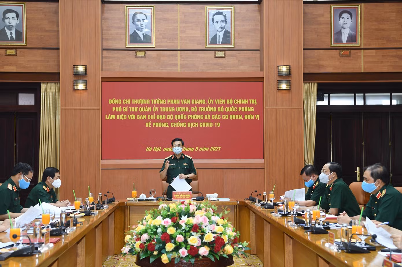Thượng tướng Phan Văn Giang chỉ đạo tại cuộc họp. Ảnh: Trọng Hải Thượng tướng Phan Văn Giang chỉ đạo tại cuộc họp. Ảnh: Trọng Hải