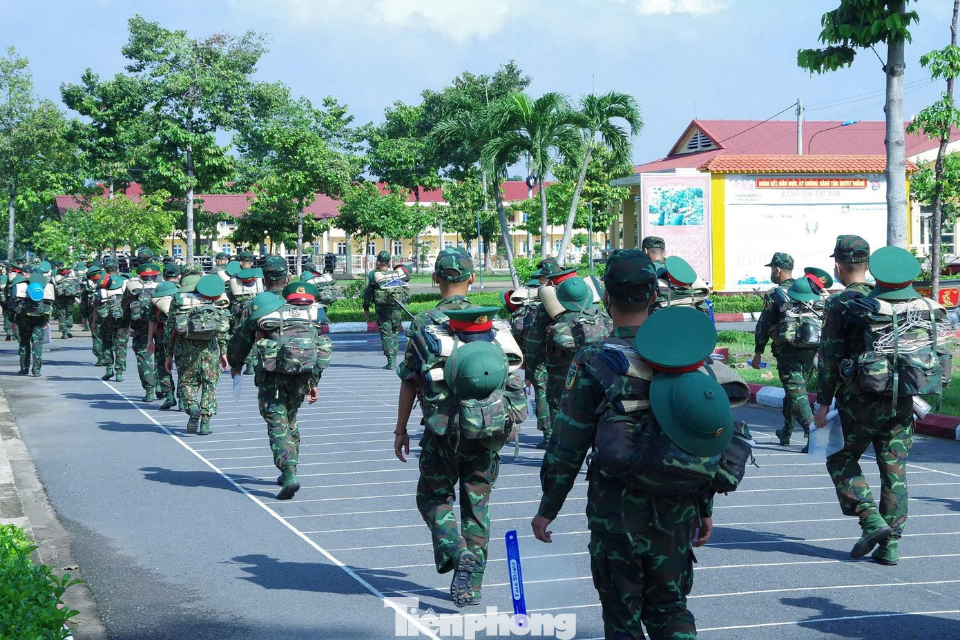 Gần 1.000 cán bộ, chiến sĩ Sư đoàn 309 được rà soát, lựa chọn kỹ càng để tham gia thực hiện nhiệm vụ trên tuyến đầu theo nhiệm vụ được Bộ Quốc Phòng và Quân đoàn 4 giao.