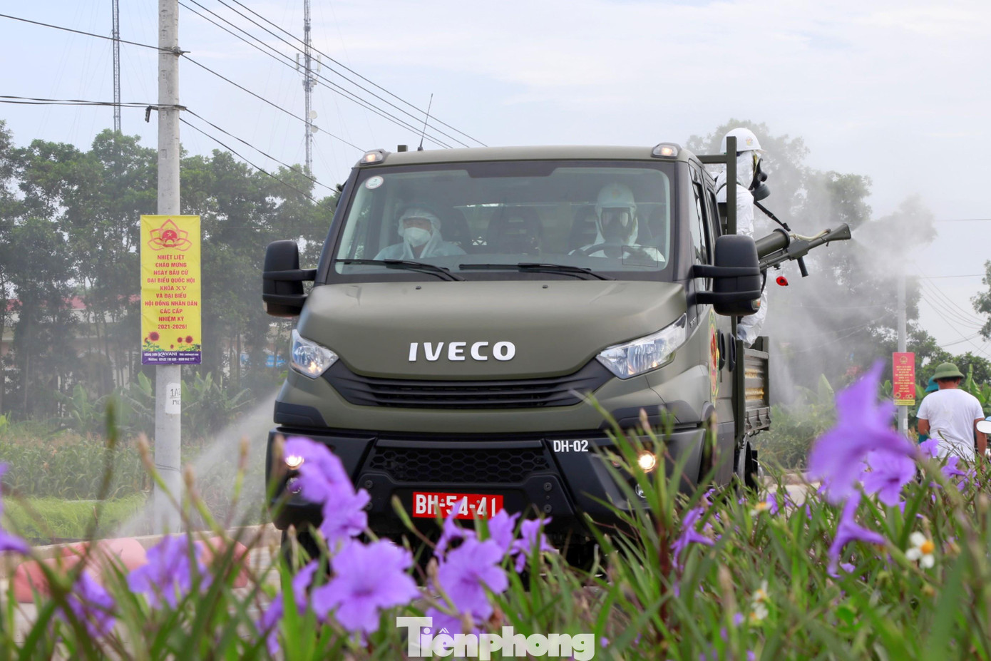 Bắt đầu tiến hành khử độc Bắt đầu tiến hành khử độc