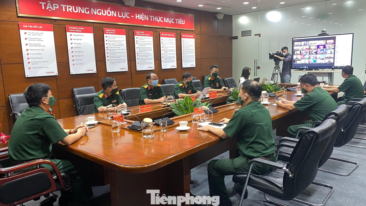 Các đại biểu dự lễ khai mạc vòng thi sơ khảo tại điểm cầu trung tâm