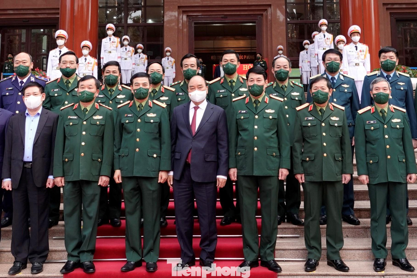 Chủ tịch nước và các đại biểu dự hội nghị