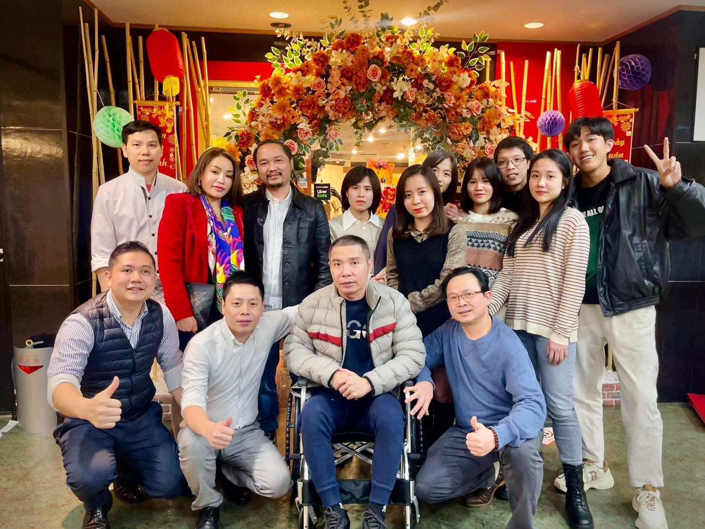 Hình ảnh của vợ chồng NSND Công Lý và các kiều bào ở Nhật trong chuyến đi vừa qua.