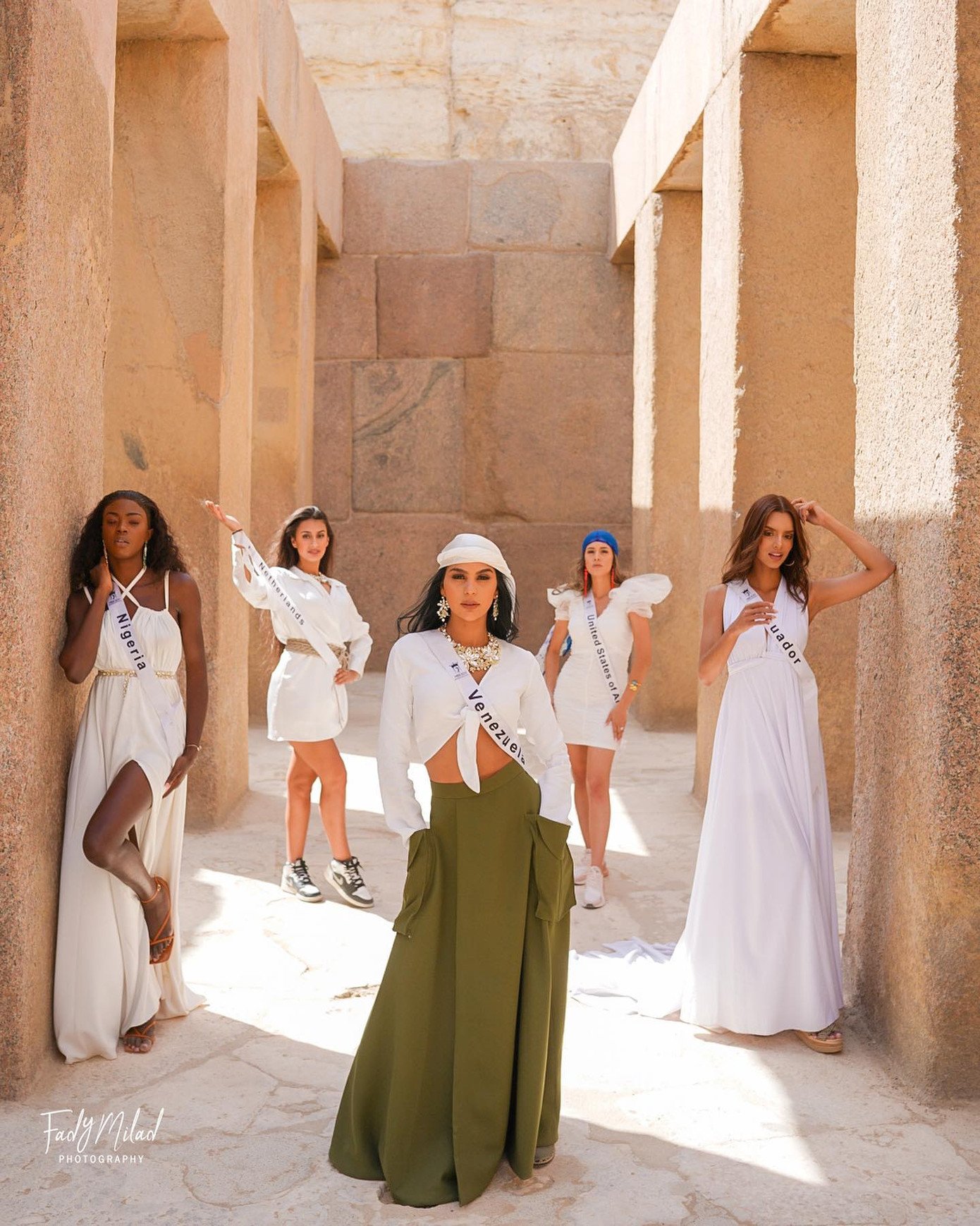 Ngày 2/3, trang chủ cuộc thi Miss Eco International - Hoa hậu Môi trường Quốc tế 2023 đăng tải loạt ảnh thí sinh tham quan Kim tự tháp ở Ai Cập. Cuộc thi năm nay có sự tham dự của 65 thí sinh. Trong quá trình diễn ra ở Ai Cập, ban tổ chức đã tiến hành nhiều hoạt động để các người đẹp có cơ hội tìm hiểu về con người, văn hóa nơi đây.