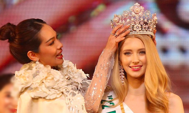 Đương kim Hoa hậu Quốc tế 2022 - Jasmin Selberg.