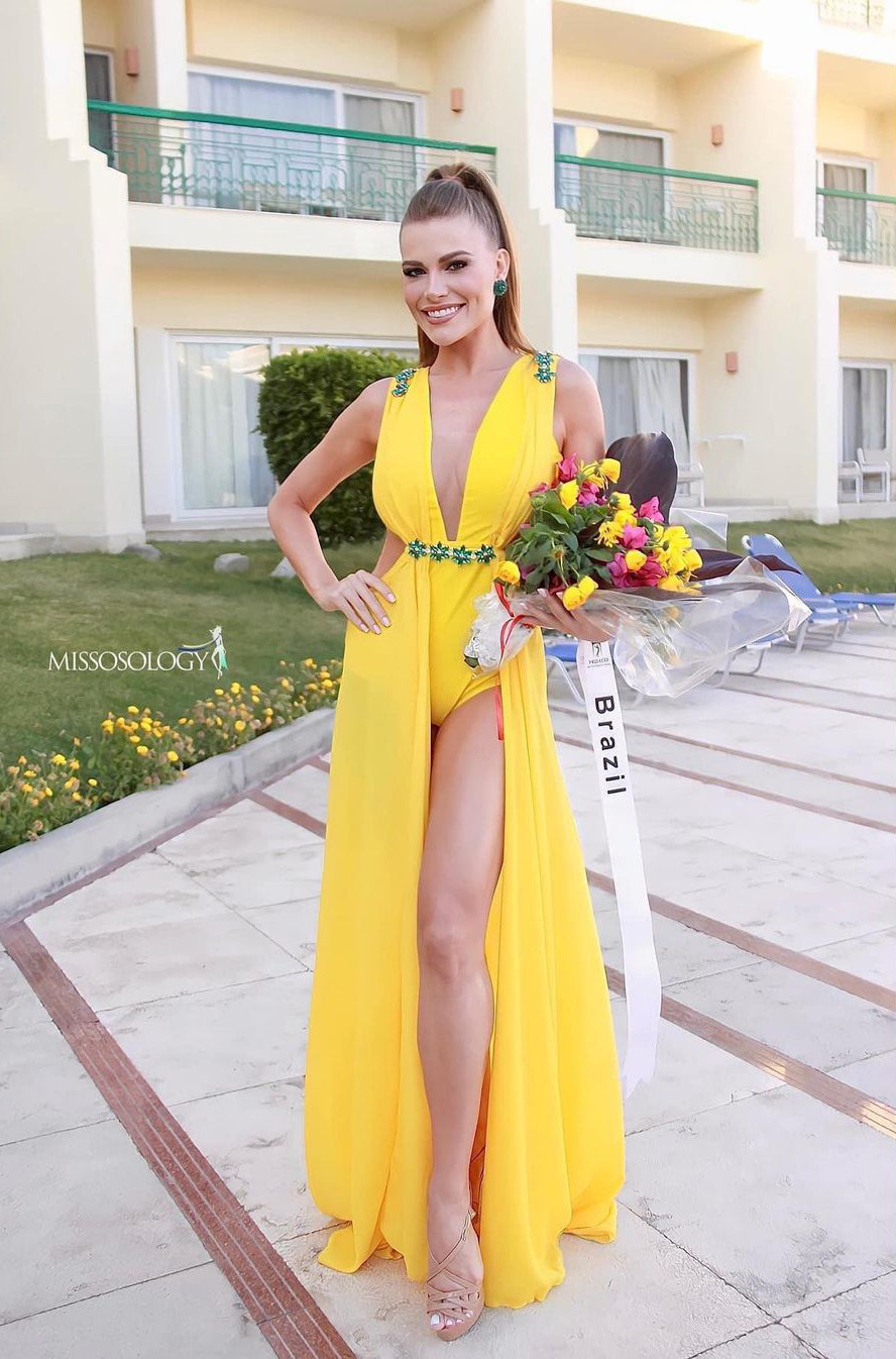 Đêm chung kết Miss Eco International 2023 - Hoa hậu Môi trường Thế giới 2023 được diễn ra vào ngày 3/3 theo giờ Việt Nam với sự tham gia của 65 thí sinh đến từ khắp nơi trên thế giới. Người đẹp Brazil - Paula Fernanda Assunção đang được xem là ứng viên nặng ký cho chiếc vương miện. Cô hiện là người mẫu quốc tế và sinh viên ngành quản trị kinh doanh. Nếu đăng quang, Paula Fernanda Assunção trở thành người đẹp Brazil thứ 3 đăng quang một cuộc thi sắc đẹp quốc tế trong thời gian gần đây. Trước đó, 2 đại diện của Brazil đã lần lượt đăng quang cuộc thi Miss Grand International 2022 và Miss Charm 2023.