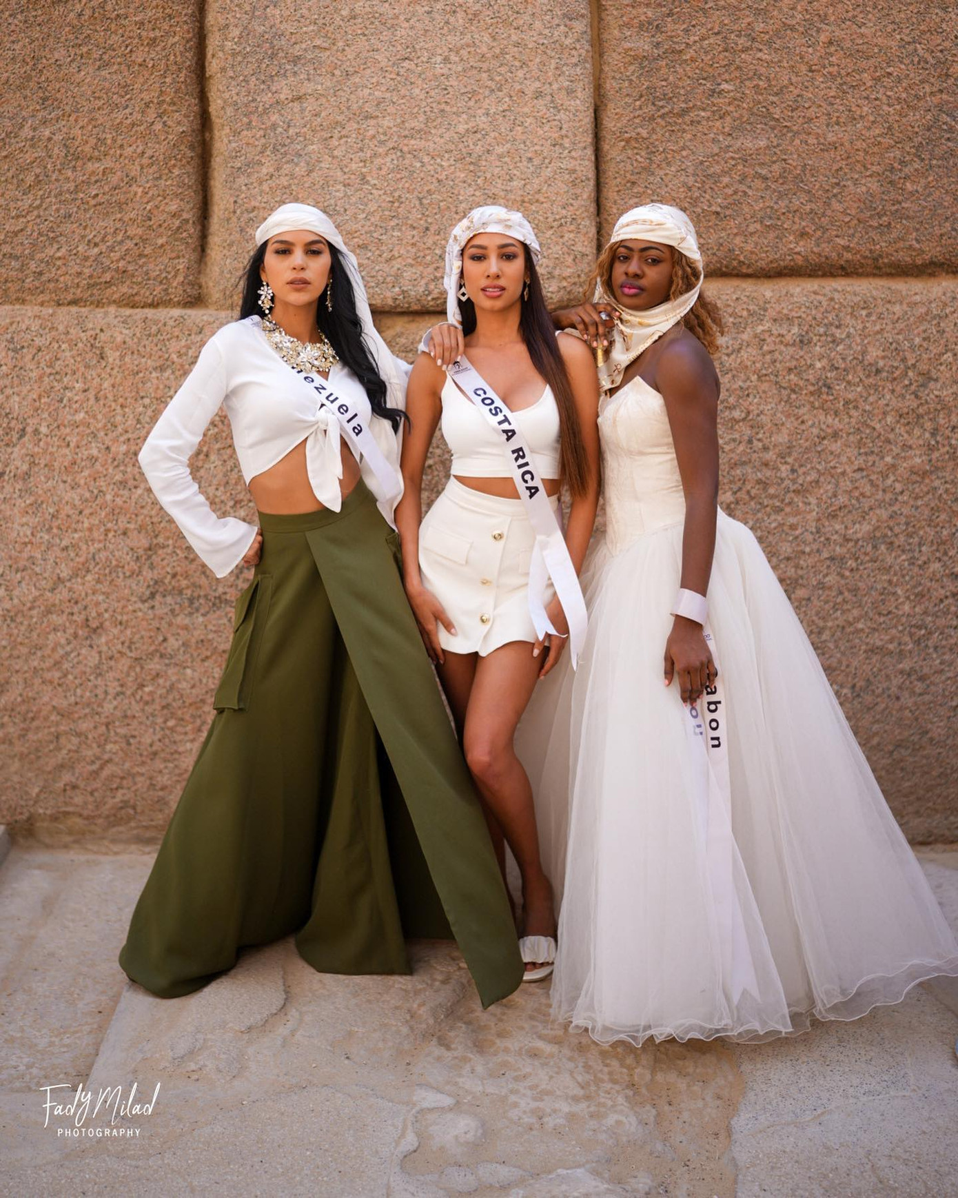 Ngày 2/3, trang chủ cuộc thi Miss Eco International - Hoa hậu Môi trường Quốc tế 2023 đăng tải loạt ảnh thí sinh tham quan Kim tự tháp ở Ai Cập. Cuộc thi năm nay có sự tham dự của 65 thí sinh. Trong quá trình diễn ra ở Ai Cập, ban tổ chức đã tiến hành nhiều hoạt động để các người đẹp có cơ hội tìm hiểu về con người, văn hóa nơi đây.