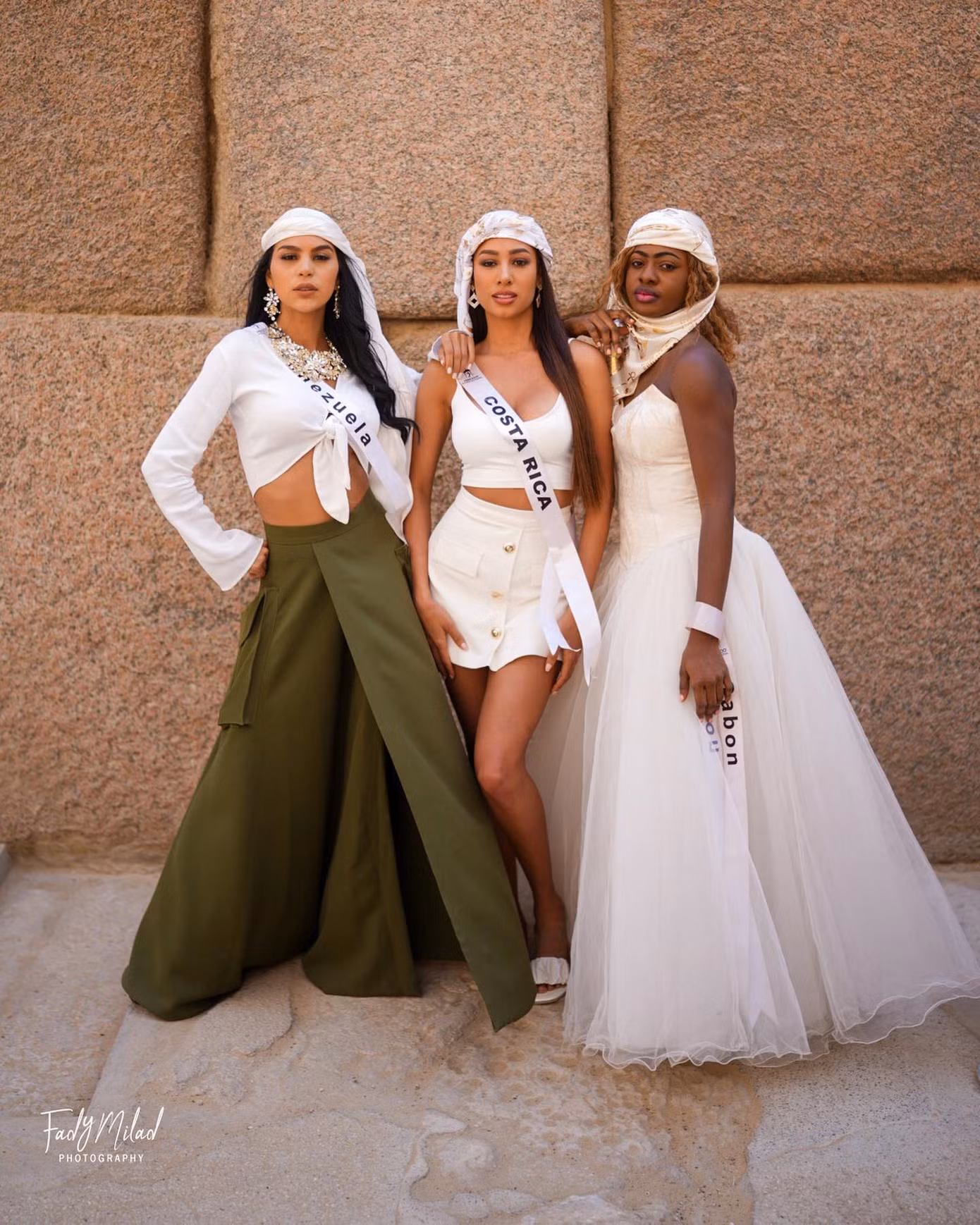Ngày 2/3, trang chủ cuộc thi Miss Eco International - Hoa hậu Môi trường Quốc tế 2023 đăng tải loạt ảnh thí sinh tham quan Kim tự tháp ở Ai Cập. Cuộc thi năm nay có sự tham dự của 65 thí sinh. Trong quá trình diễn ra ở Ai Cập, ban tổ chức đã tiến hành nhiều hoạt động để các người đẹp có cơ hội tìm hiểu về con người, văn hóa nơi đây.