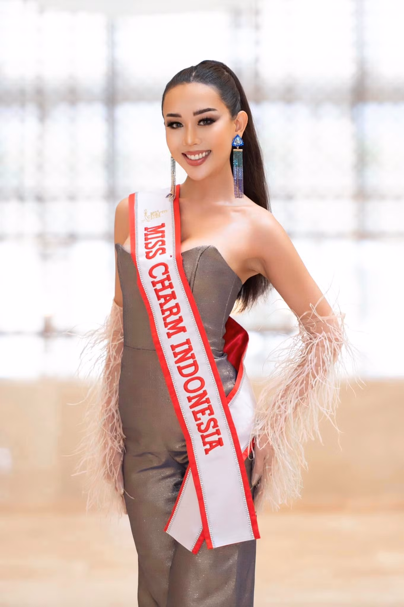 Từ năm 2023, Á hậu của Puteri Indonesia sẽ tham dự Miss Charm. Từ năm 2023, Á hậu của Puteri Indonesia sẽ tham dự Miss Charm.