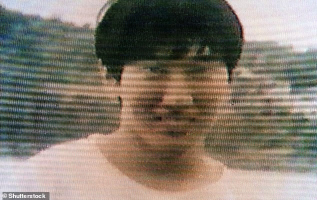 Kang cho biết nổ súng lên trời, không có ý làm tổn thương Vua Charles. Ảnh: Shutterstock.