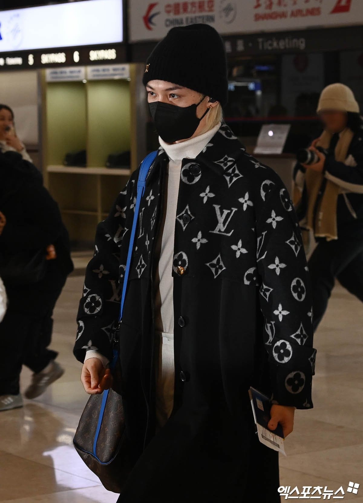 Phóng viên Kim Seong Hyeon nhận xét: “Điều này cho thấy rằng nếu bạn lạm dụng quá nhiều lời tuyên bố thì không có gì trở thành lời tuyên bố có sức nặng cả”. Phóng viên Kim Seong Hyeon nhận xét: “Điều này cho thấy rằng nếu bạn lạm dụng quá nhiều lời tuyên bố thì không có gì trở thành lời tuyên bố có sức nặng cả”.