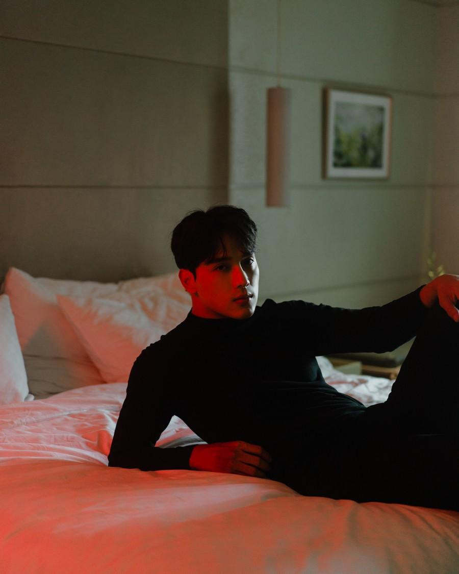 Anh chàng sinh năm 1992 đang ngày càng khẳng định được chỗ đứng riêng của mình ở V-Biz. Anh chàng sinh năm 1992 đang ngày càng khẳng định được chỗ đứng riêng của mình ở V-Biz.