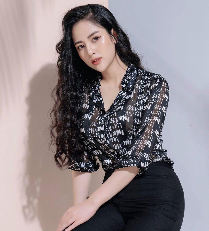 Cô cũng là mẫu ảnh quen mặt của nhiều thương hiệu thời trang. Cô cũng là mẫu ảnh quen mặt của nhiều thương hiệu thời trang.