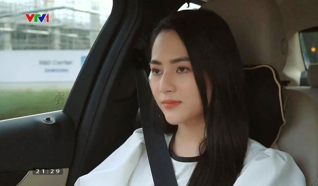 Việt Hoa được nhận xét vào vai rất tốt dù mới xuất hiện ở đầu phần 2 của bộ phim. Việt Hoa được nhận xét vào vai rất tốt dù mới xuất hiện ở đầu phần 2 của bộ phim.