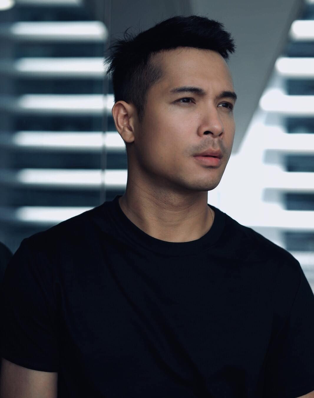 Hiện Trương Thế Vinh đang ở Hàn Quốc để ghi hình Running Man Vietnam - Chơi Là Chạy.