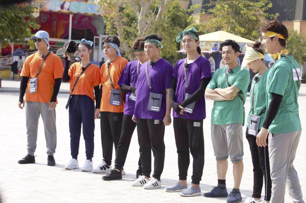 Thời tiết nắng nóng là thách thức lớn khi thực hiện ghi hình ngoài trời. Thời tiết nắng nóng là thách thức lớn khi thực hiện ghi hình ngoài trời.