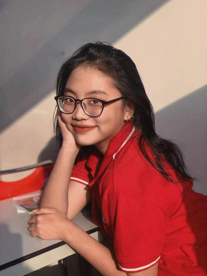 Phương Mỹ Chi vừa hoàn thành kỳ thi tốt nghiệp THPT đợt 1. Phương Mỹ Chi vừa hoàn thành kỳ thi tốt nghiệp THPT đợt 1.