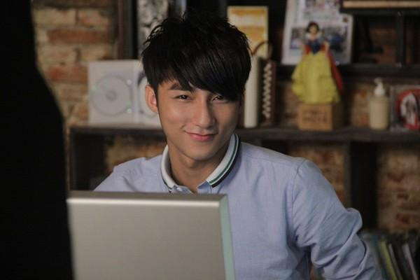 Tạo hình nhân vật Đình Phong của Sơn Tùng. Tạo hình nhân vật Đình Phong của Sơn Tùng.