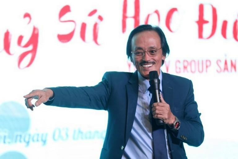 Tổng đạo diễn - cố nghệ sĩ Giang Còi