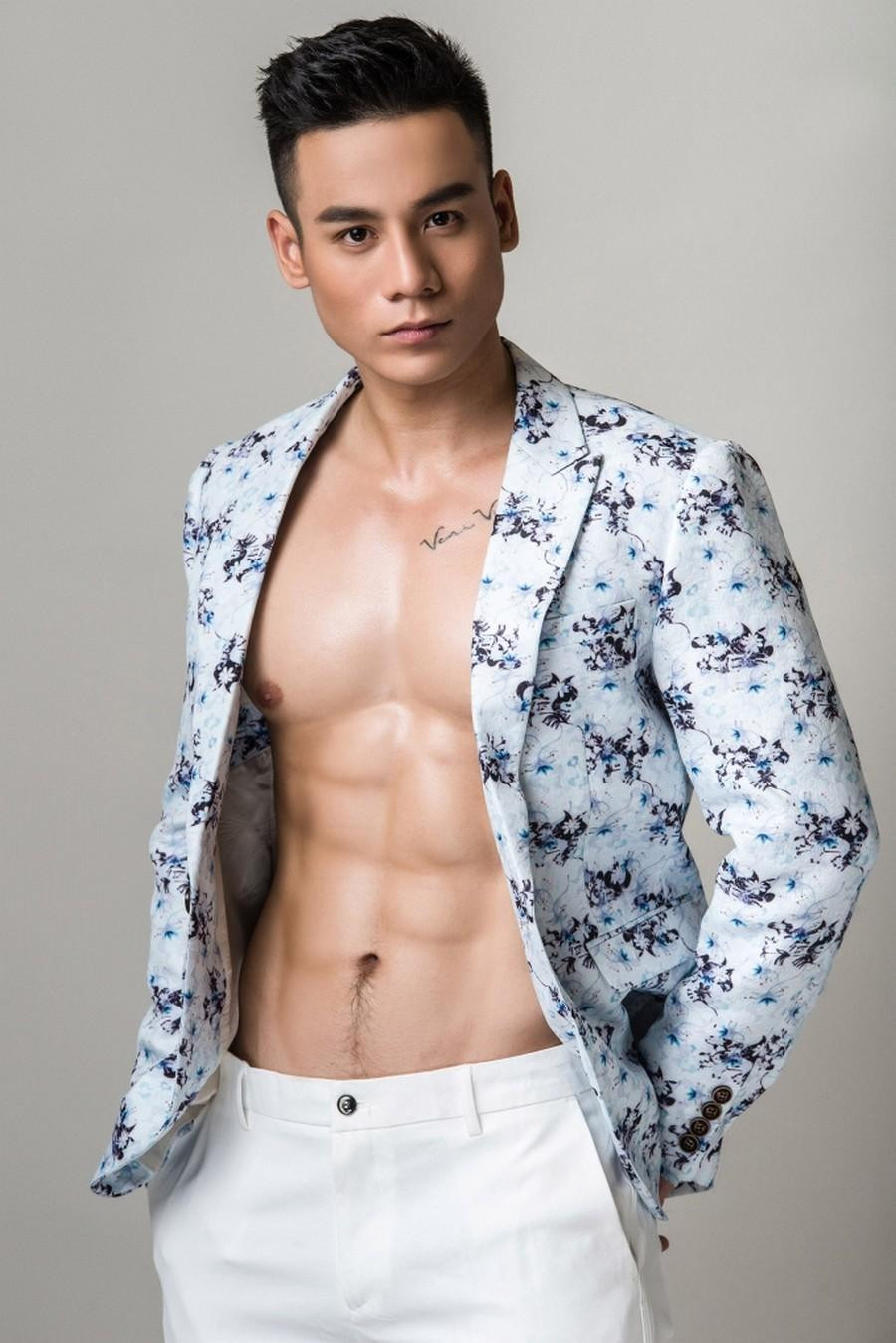 Vẻ ngoài đốn tim của chàng Nam Vương sinh năm 1995.