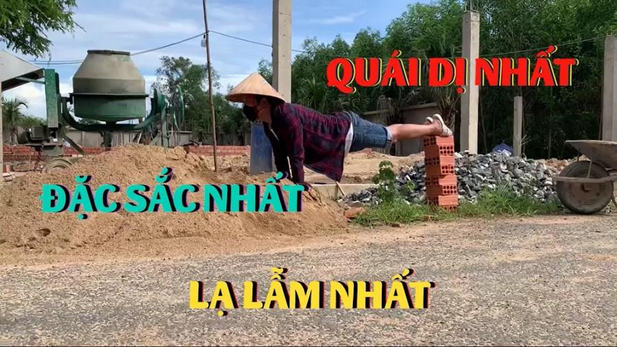 Màn plank đạt tiêu chí quái dị, đặc sắc của Trường Giang.