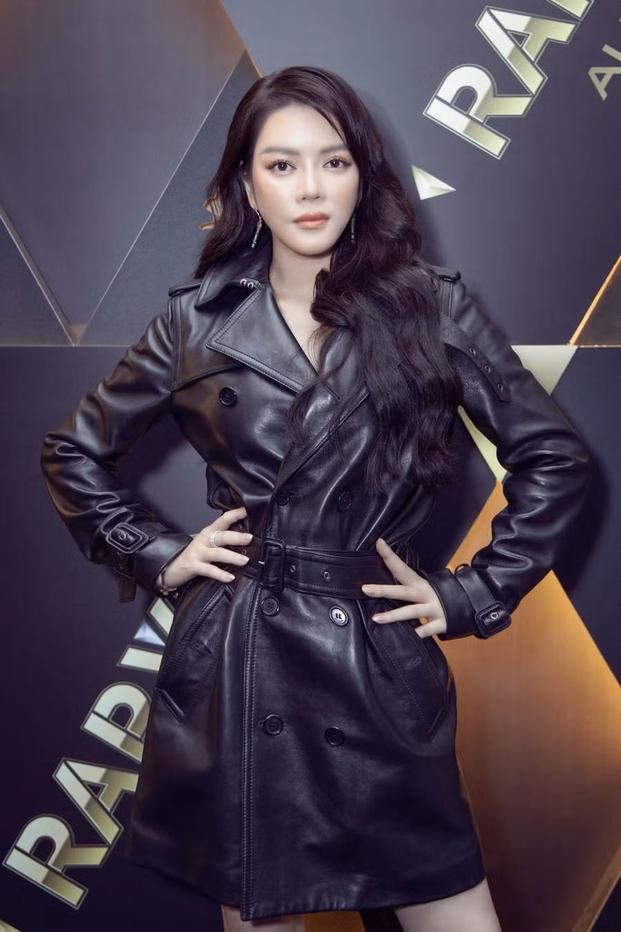 Trang phục của cô tại đêm nhạc Rap lần này.